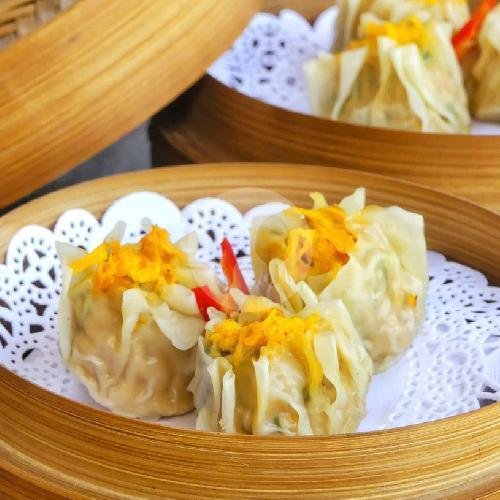 Siomay Kukus (Ayam) menu Bakso Iga, Canggu