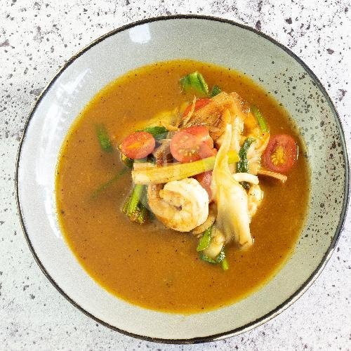 TOM YUM GOONG menu Bangkok Hustle Thai Food, Semat Raya