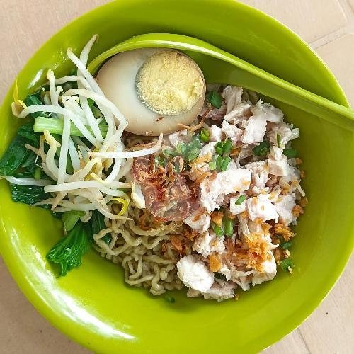 Mie Keriting Ayam menu Warung Bakmi Siantar Bu Lani, Jalan Danau Beratan 4 No 31