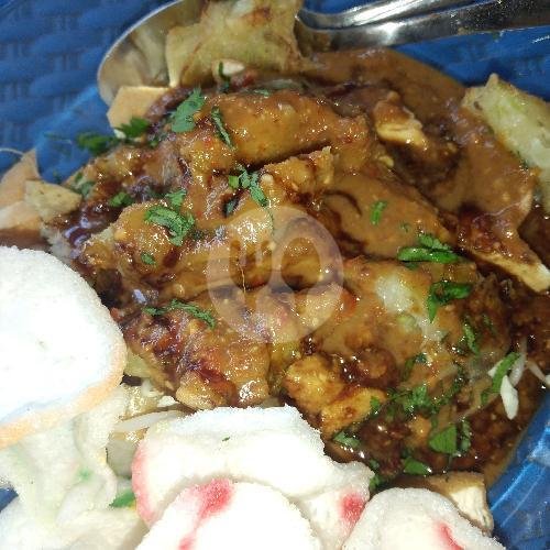 Tahu Gimbal Semarang Pak Wir 2: A Hidden Culinary Gem in Mataram