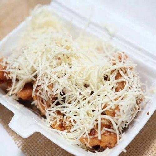 Gorengan Pisang Keju Pojok Alfamart: A Hidden Gem for Fried Snack Lovers in Kerobokan, Bali