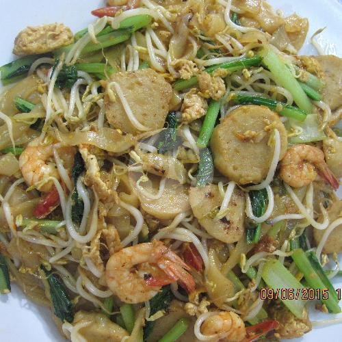 Kwetiau Goreng (Seafood/babi/ayam) menu Depot Lily, Sesetan Raya