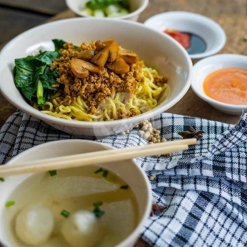 Mie Ayam Bakso menu Depot Mie Ayam & Chinese Food, Sidakarya