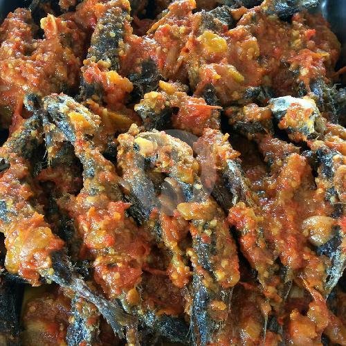 Ikan sous keci kecil menu Depot Manado, Sesetan