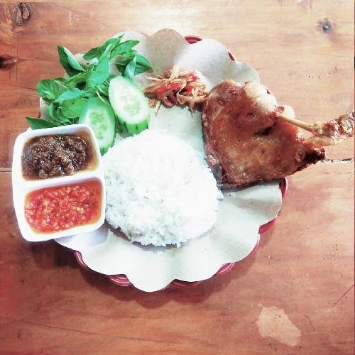 Paket Bebek Goreng L menu Bebek Goreng Amanah Madura, Jl Gunung Rinjani Pertigaan