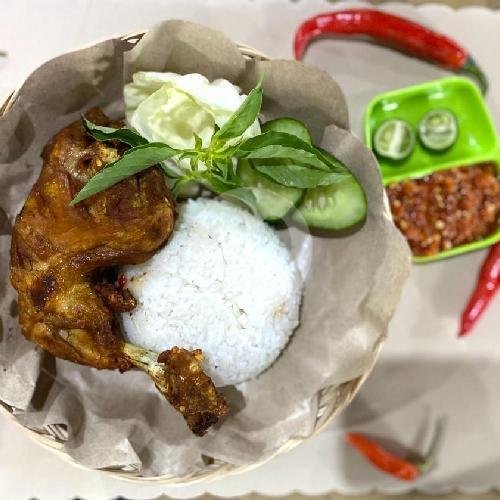 Ayam Lalapan + Nasi Putih menu Kedai Gami Ayam, Kuta Utara, Kerobokan, Bali
