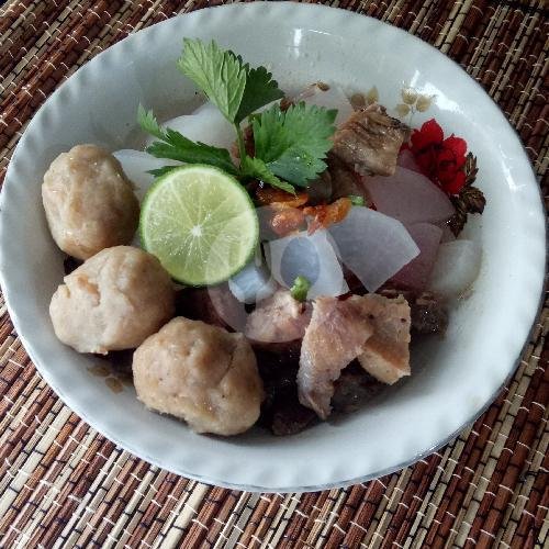 Soto Bakso menu Wr. Soto Sapi Kenyeri