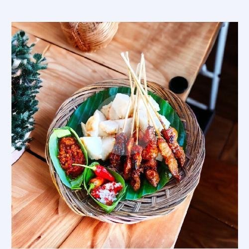 Sate Ayam ( 14 Tusuk ) + Tipat menu Sate Tipat Jik Gaul