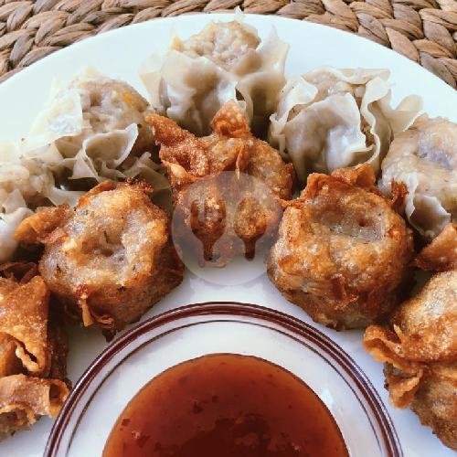 Siomay Ayam Goreng Isi 10 menu Pisang Goreng Madu MADUKAJA Kebo Iwa, Padangsambian Kaja