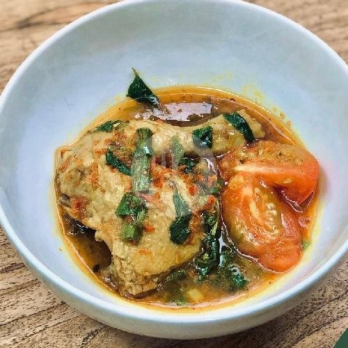 Ayam Woku Berkuah menu Cafe Teduh, Diponegoro
