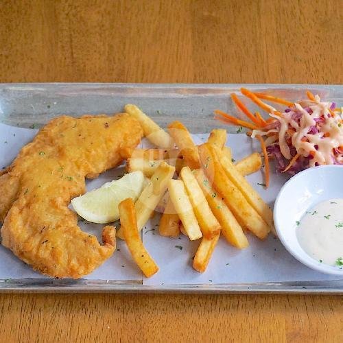 Fish And Chips menu Rumpis Kitchen, Dewi Madri