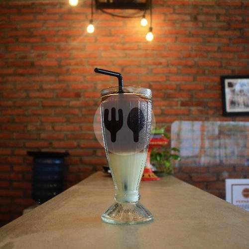 Es Kopi Susu menu M. Aboe Talib Kediri Tabanan
