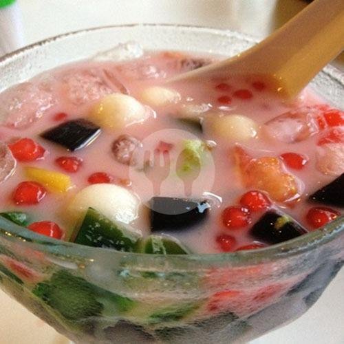 Es Campur menu Rujak Tipat Bu Yoni, Denpasar