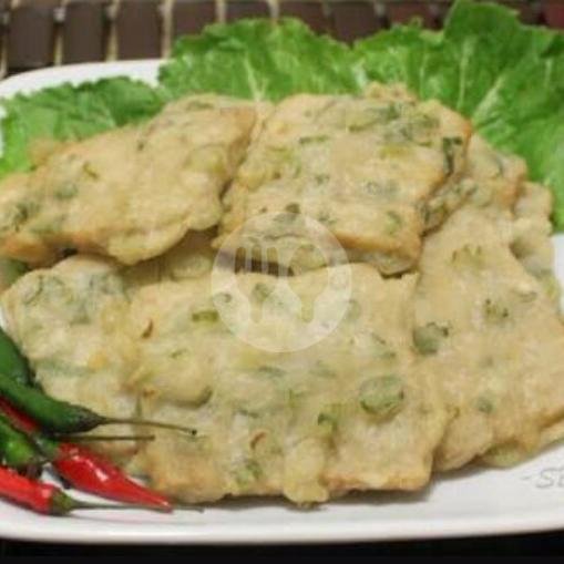 Tempe Mendoan/porsi (2pcs) menu Nasi Uduk Betawi Mpok Yayah, Padang Indah