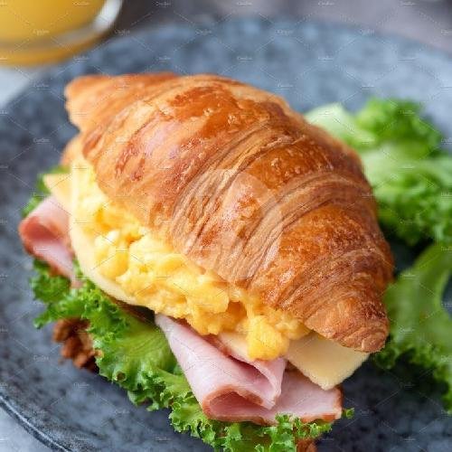 Croissant Ham Cheese Scramble) menu Cocomo Canggu, Pantai Batu Bolong