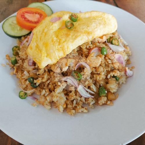 Nasi Goreng Lombok: A Late-Night Culinary Adventure in Kuta, Bali