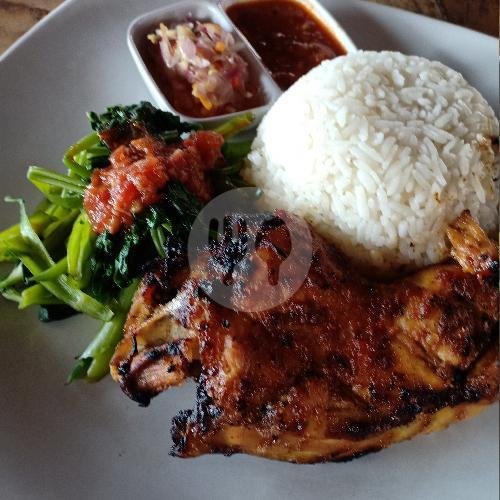 Paket Ayam Bakar menu Warung 789, Mengwi