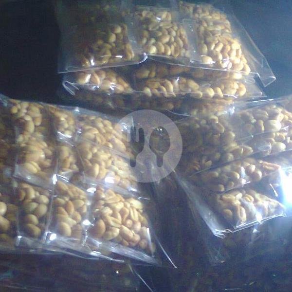 Kacang menu Bakso Lestari Haji Nas, Mataram