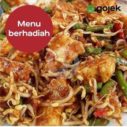 Tipat Cantok menu Rujak Tipat Bu Yoni, Denpasar