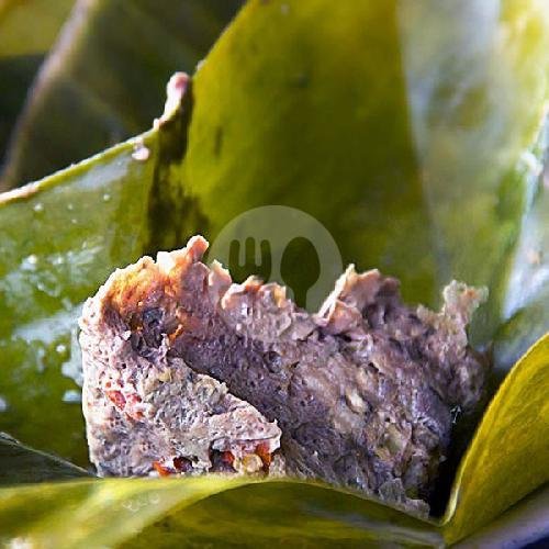 Tum Babi menu Warung Bu Kadek Bisma