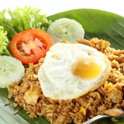 Nasi Goreng Chicken + Ice Tea menu Warung Corner, Semer
