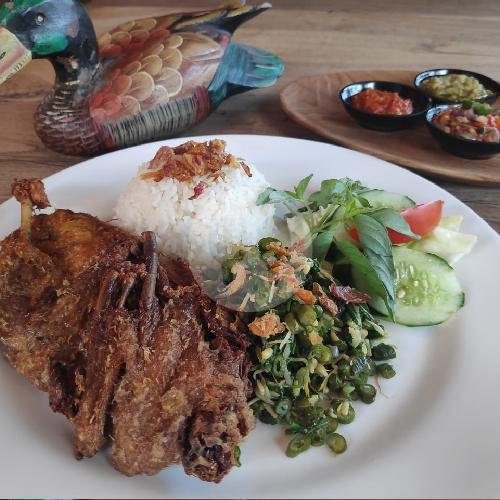 Crispy Duck Set menu Warung Eropa, Petitenget