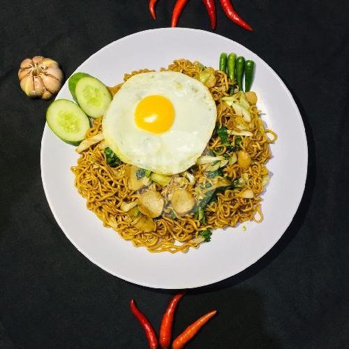 Nostalgic Culinary Journey at Nasi Goreng Kecombrang & Tahu Tek Riska in Denpasar