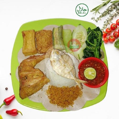 A Culinary Adventure at Ayam Tempong Ibu Sri in Kuta, Bali