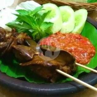 Ati Ampela Goreng menu Lalapan Doa Dua Ibu, Panji
