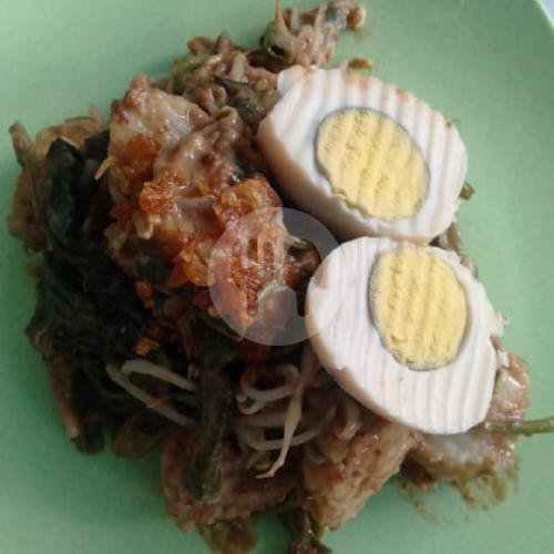 Warung Rujak Bunga: A Hidden Gem for Traditional Indonesian Cuisine in Denpasar
