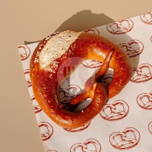 Discover the Best Pretzels at Salzbrezeln in Canggu, Bali