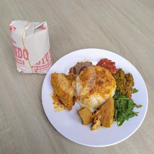 Nasi Ayam Goreng menu RM. Masakan Padang Restu Bundo, Taman Sari