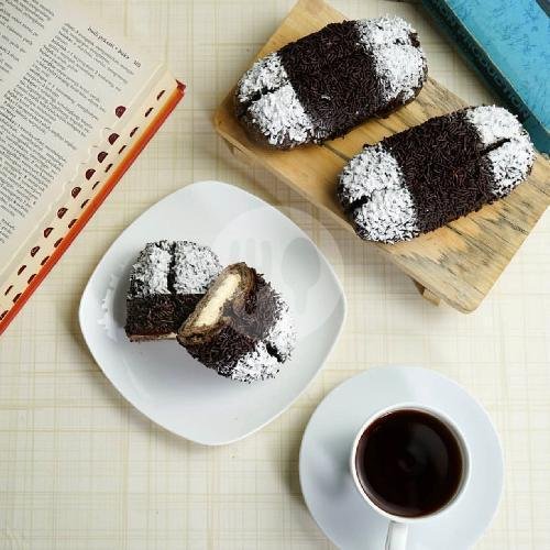 Chocolate Custard Bread menu Holland Bakery, Teuku Umar