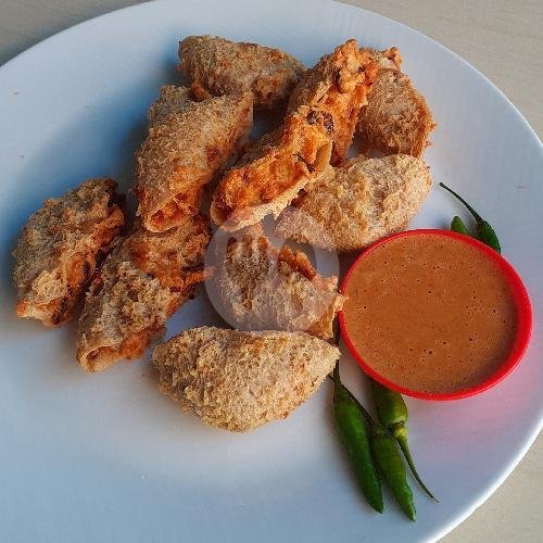 Tahu Crunchy Isi Adonan Tenggiri menu Teras Manado, Denpasar
