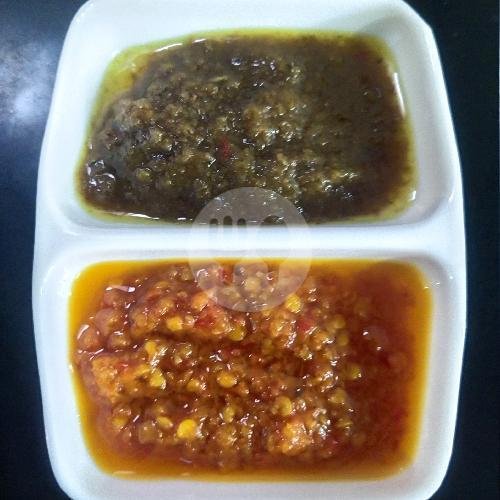 Satu Set Sambal Merah+Bumbu Bebek Hitam menu Bebek Goreng Amanah Madura, Jl Gunung Rinjani Pertigaan
