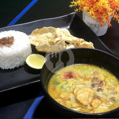 Soto Betawi Jeroan Sapi + Nasi menu Soto Betawi Dapur Kana