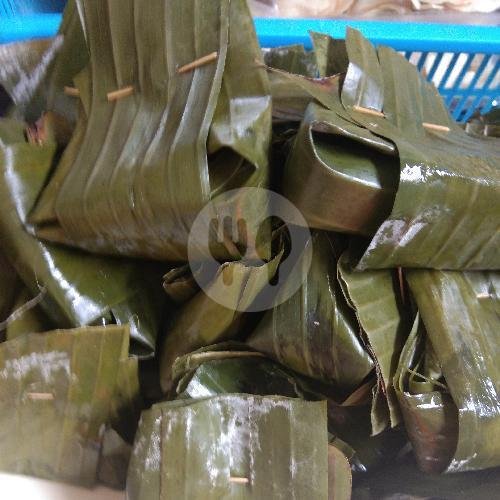 Tum Ayam menu Warung Bu Kadek Bisma