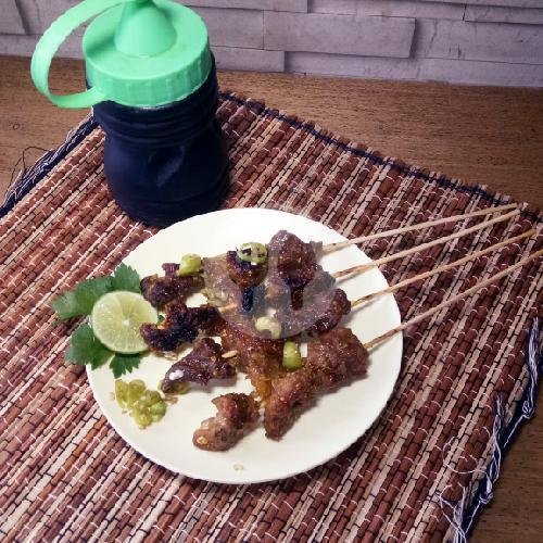 Sate Sapi menu Wr. Soto Sapi Kenyeri