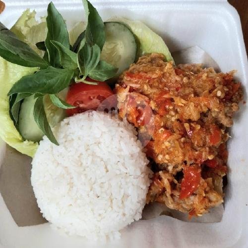 Paket Ayam Geprek Sambal Merah menu Ayam Geprek Kampoeng Dawas