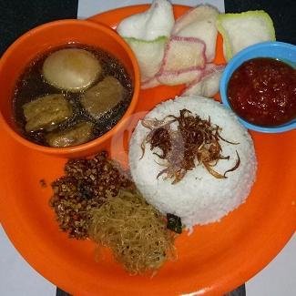 Nasi Uduk  SEMUR TELOR menu Nasi Uduk Betawi Mpok Yayah, Padang Indah