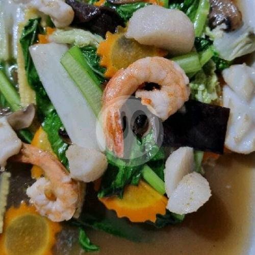 Cap Cay Seafood menu Hengky Resto, Sekar Tunjung