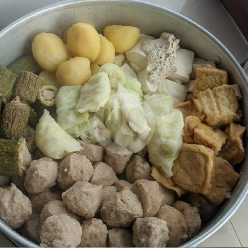 Siomay Ikan Tenggiri.Plus Telur menu Bubur Ayam Cakwe BSB, Denbar Dauh Puri Kelod