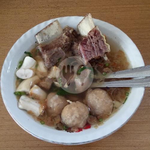 Soto Komplit menu Wr. Soto Sapi Kenyeri