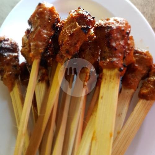 Sate Lilit Babi menu warung babi guling pak kecap