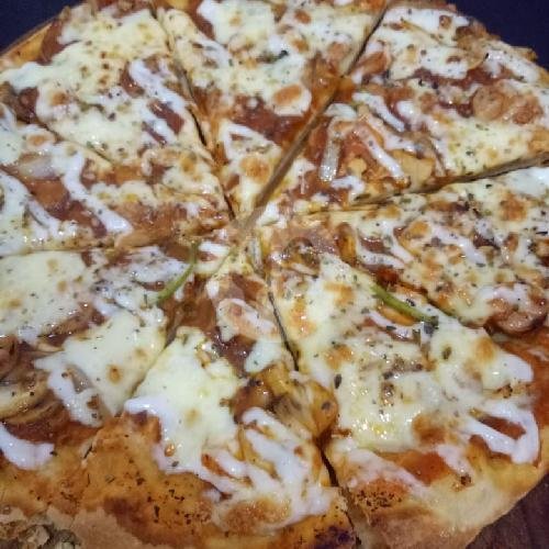 Barbeque Chiken Pizza 28cm menu Kubu Pizza, Dalung