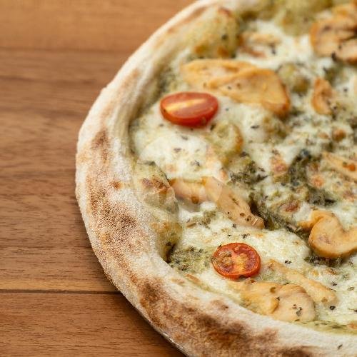 Pizza Chicken Pesto 28cm menu Pizza & Dumplings, Canggu