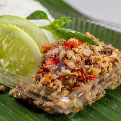 Nasi Betuna menu Warung Be Pasih, Pemuda