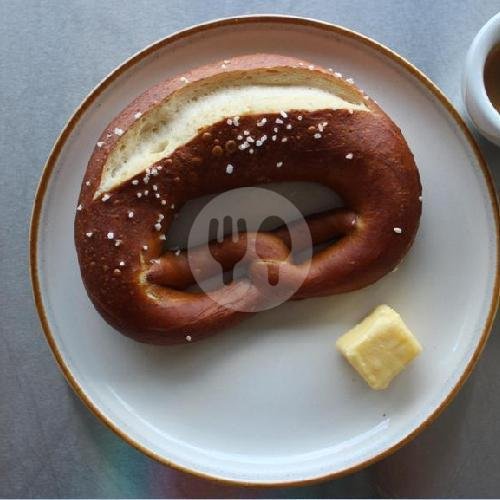 Brezel With Butter menu Salzbrezeln, Kuta Utara, Canggu