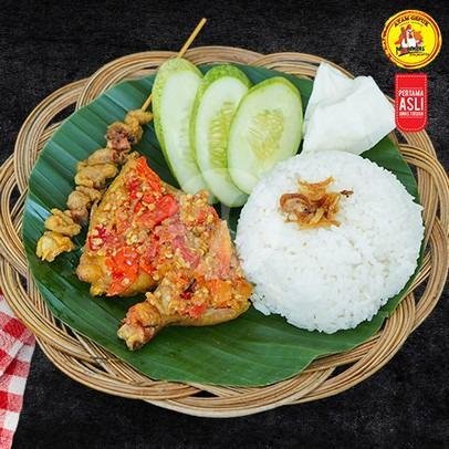 Paket Kenthir 2 menu Ayam Gepuk Pak Gembus, Tabanan Bali