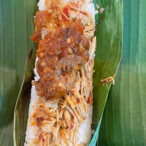 Nasi bakar ayam Suwir menu Nasi Krawu Daging, Sekarbela